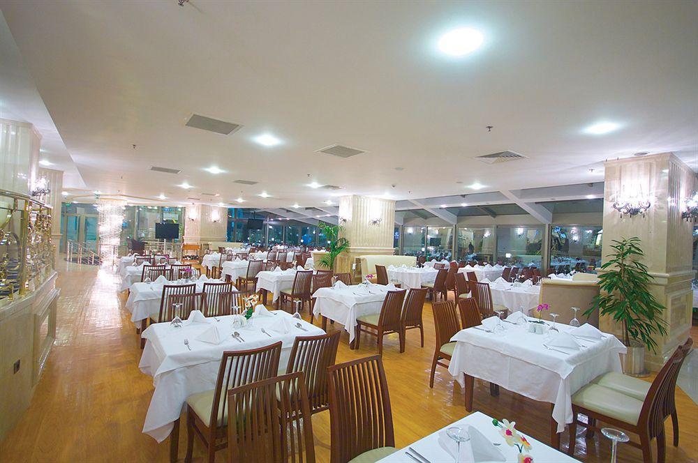 Eser Premium Hotel&Spa Buyukcekmece Exteriér fotografie The restaurant