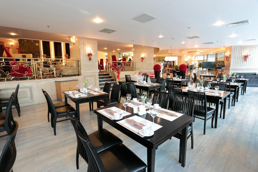 Eser Premium Hotel&Spa Buyukcekmece Exteriér fotografie The restaurant