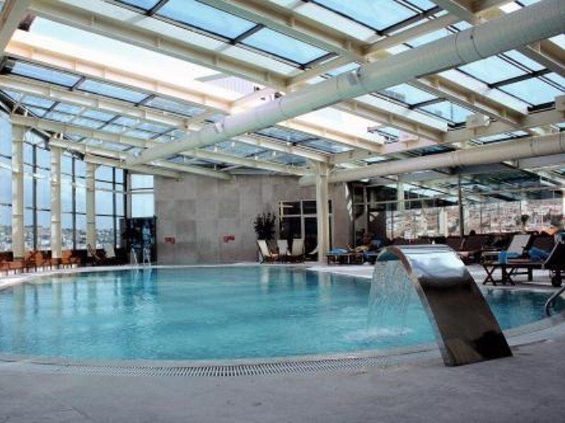 Eser Premium Hotel&Spa Buyukcekmece Exteriér fotografie The pool at the 360° Club