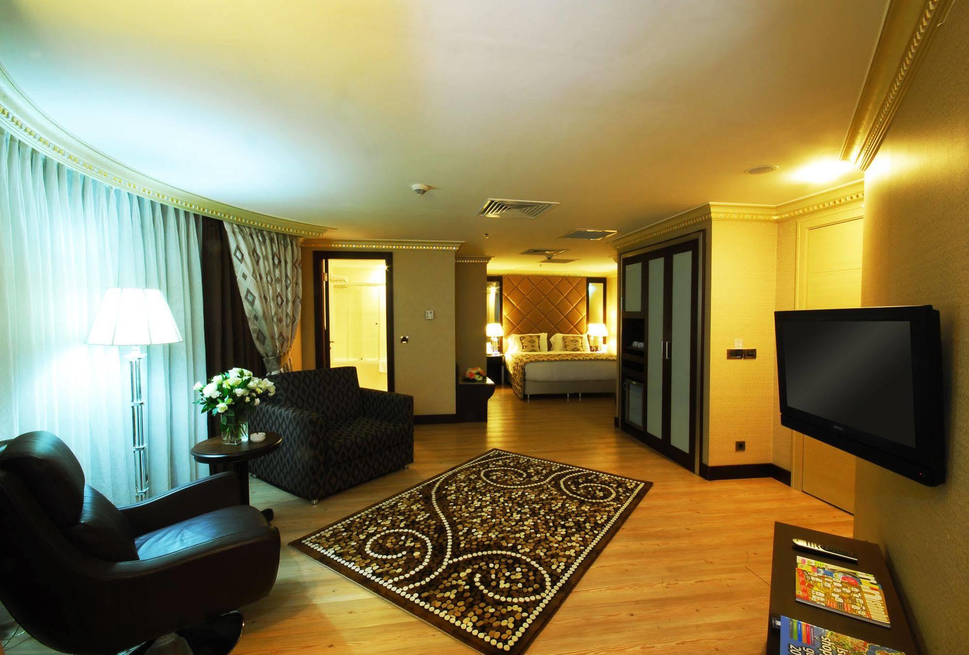 Eser Premium Hotel&Spa Buyukcekmece Exteriér fotografie Suite