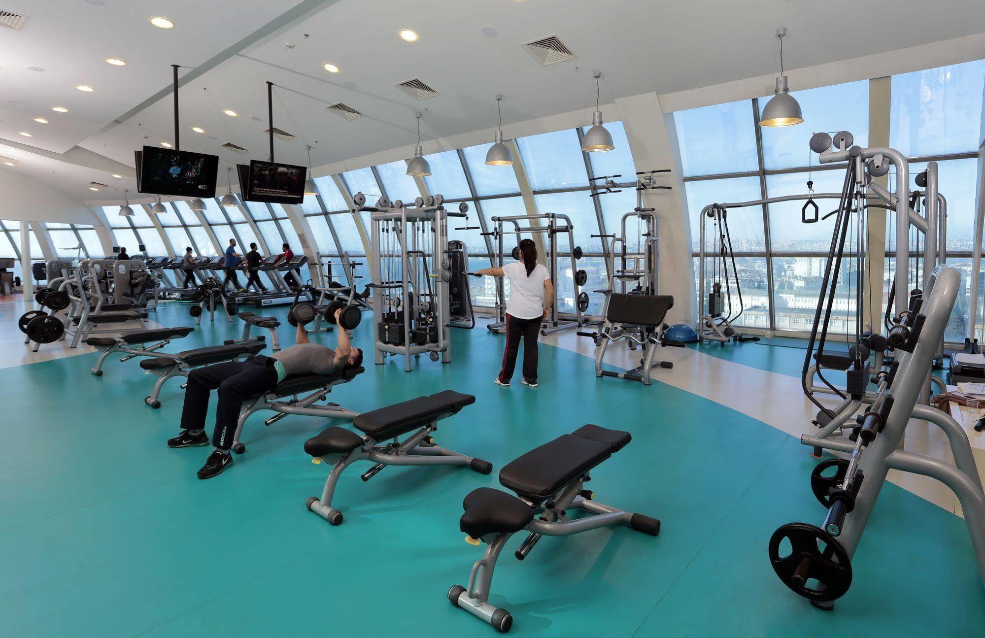 Eser Premium Hotel&Spa Buyukcekmece Exteriér fotografie The gym at the University of Westminster